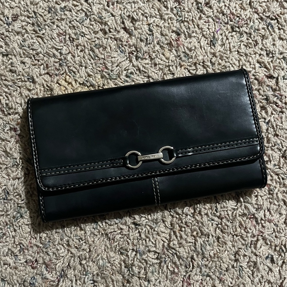 🎉HOST PICK x3🎉 Nine West Wallet